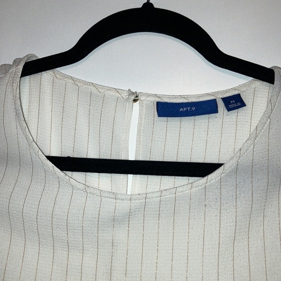 Apt 9 White Blouse With Gold Stripes Size M - Picture 2 of 3
